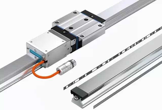 带传感器的力士乐导轨